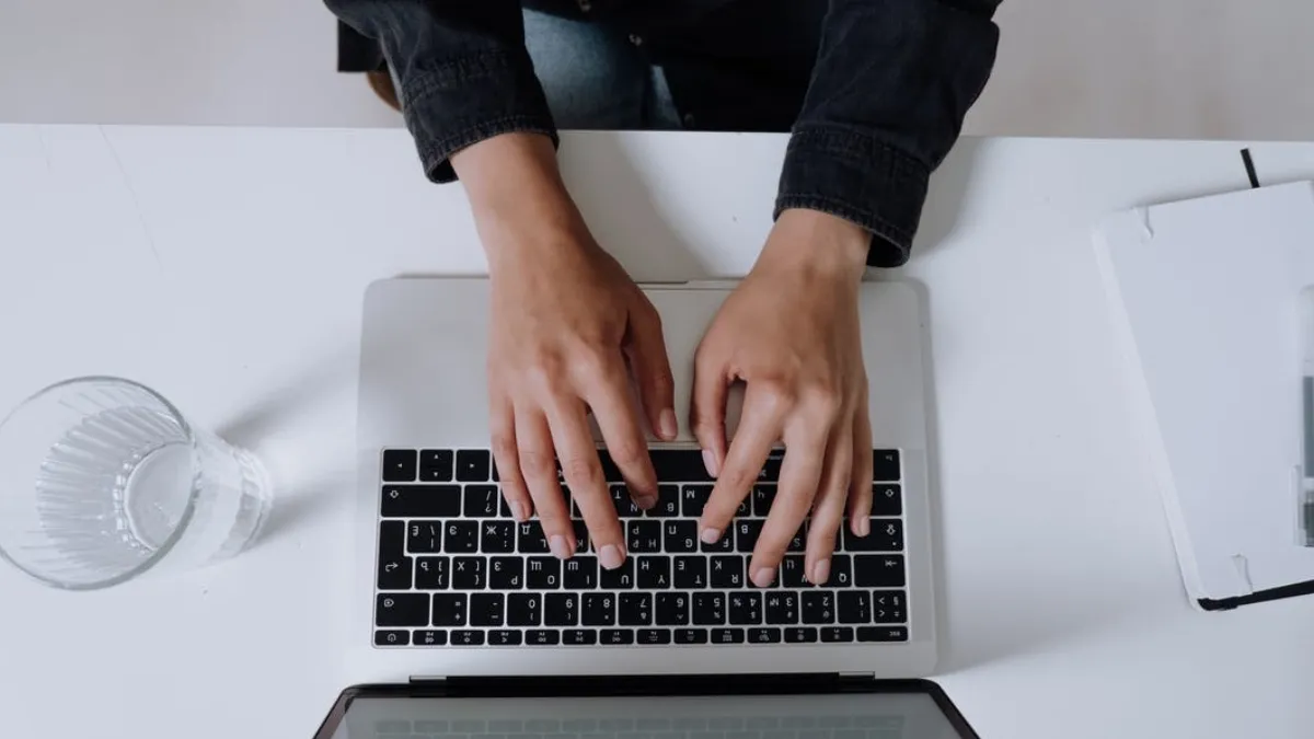 On Parmak Hızlı Klavye – Orta Seviye kursunun tanıtım görseli