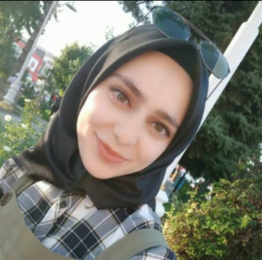 Zehra Esmeray